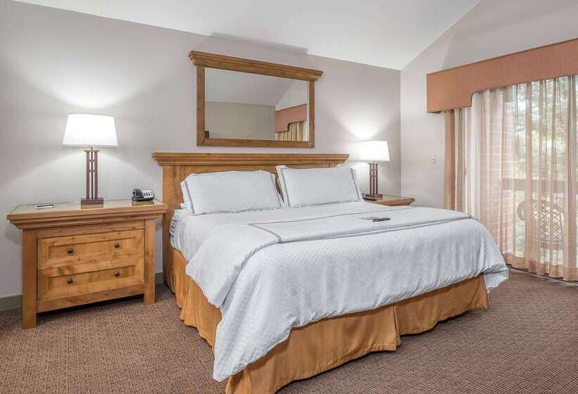 Park Plaza Resort, Ascend Hotel Collection