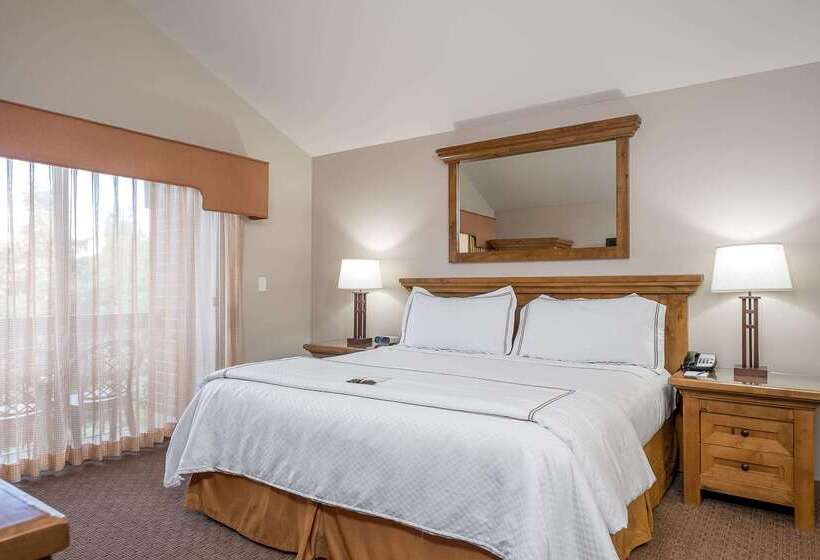 Park Plaza Resort, Ascend Hotel Collection