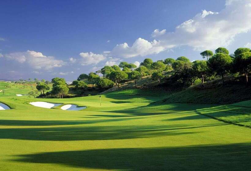 Park Plaza Resort, Ascend Hotel Collection