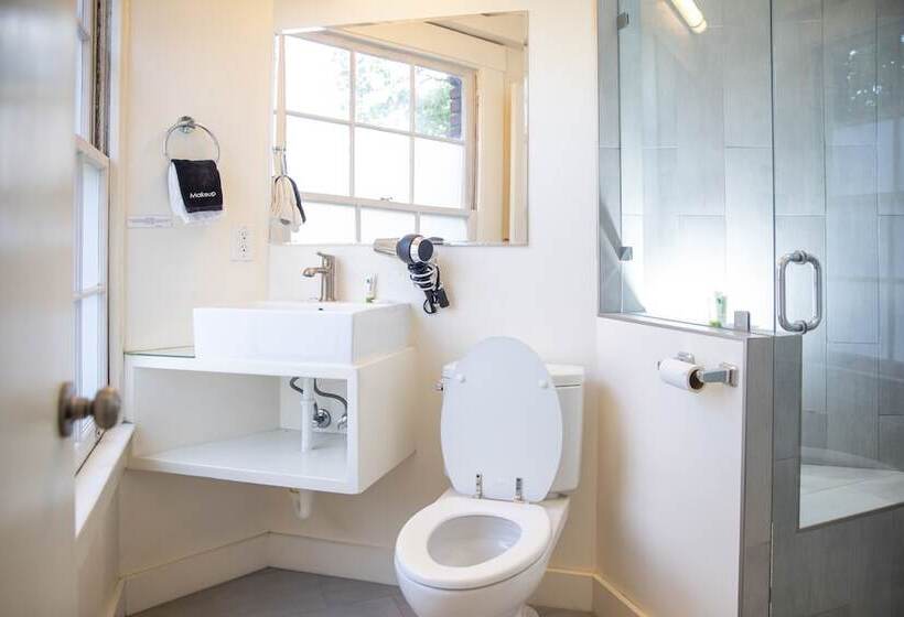 ペンション Edwardian