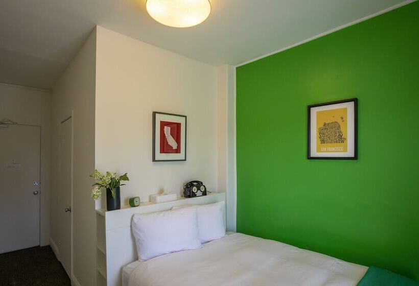 ペンション Edwardian