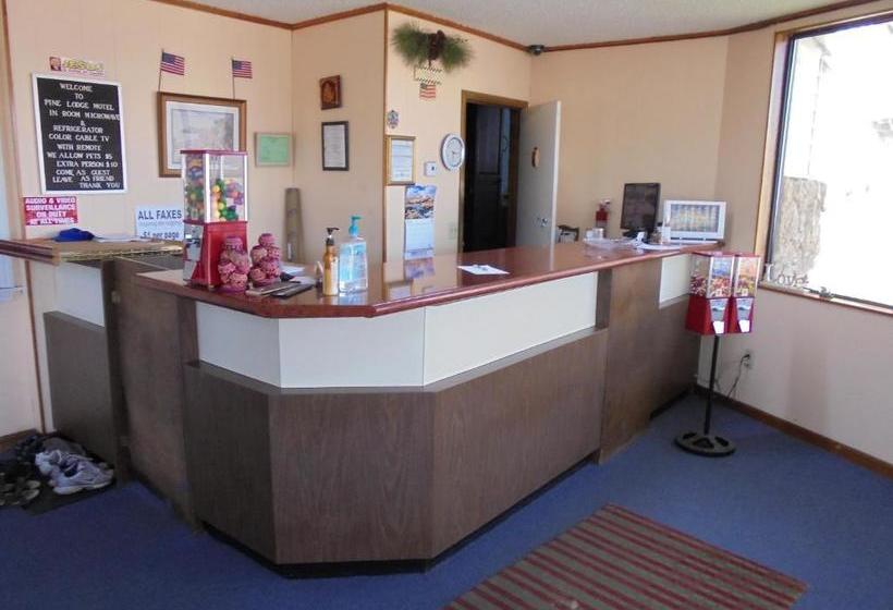 Pine Lodge Motel