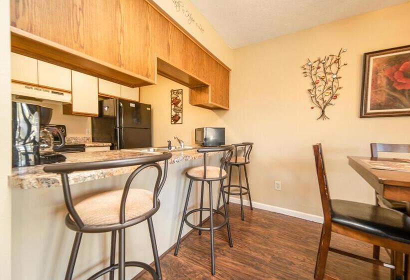 Pointe Royale Golf Resort