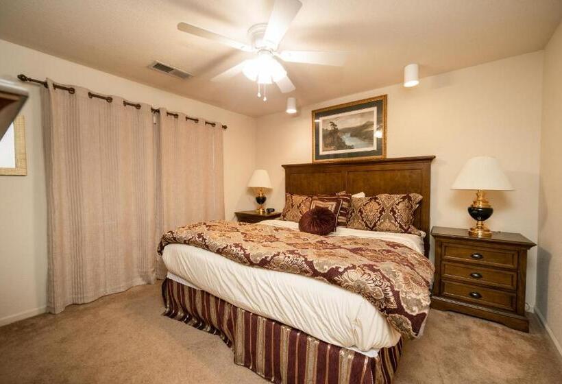 Pointe Royale Golf Resort