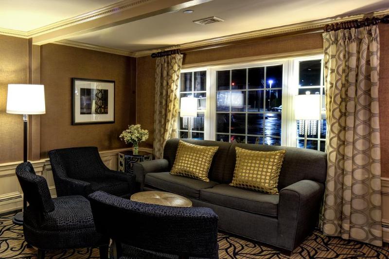 Port Inn And Suites Portsmouth, Ascend Hotel Collection