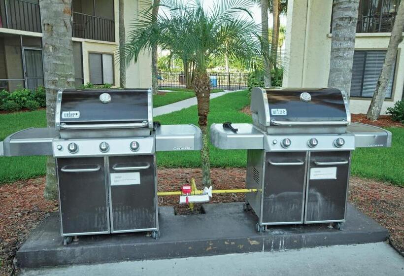 منتجع Club Wyndham Orlando International