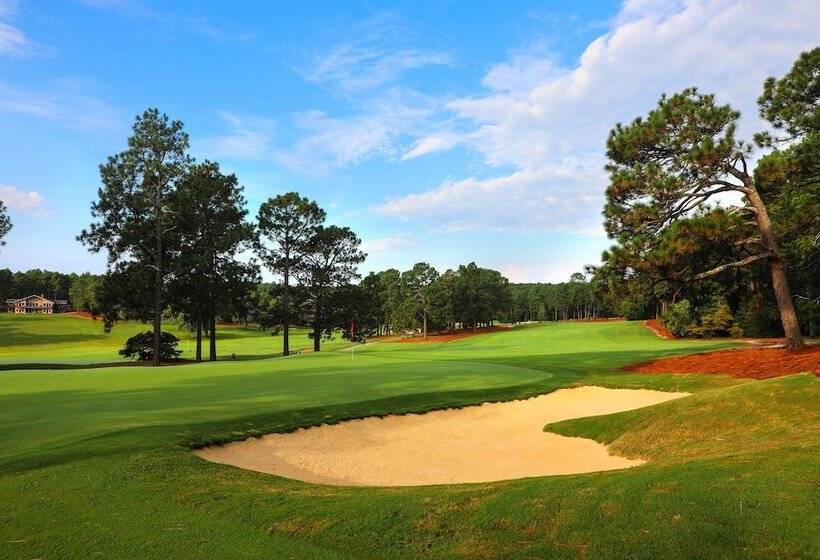 리조트 Pine Needles Lodge & Golf Club