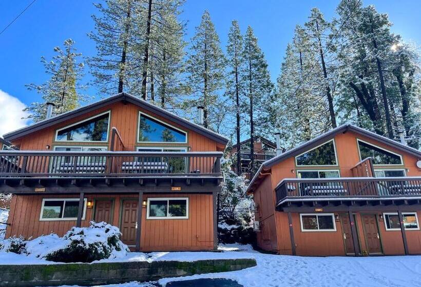 The Pines Resort & Conference Center