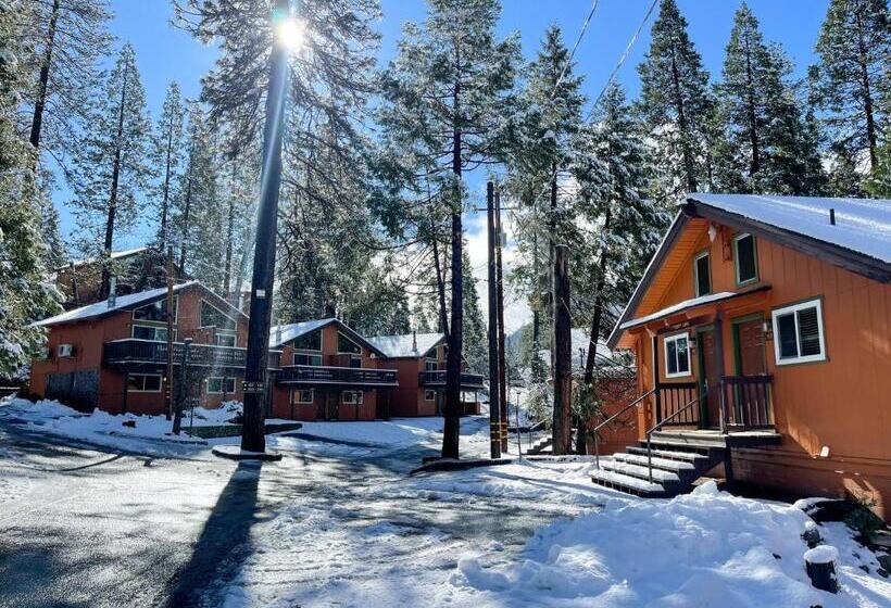 The Pines Resort & Conference Center