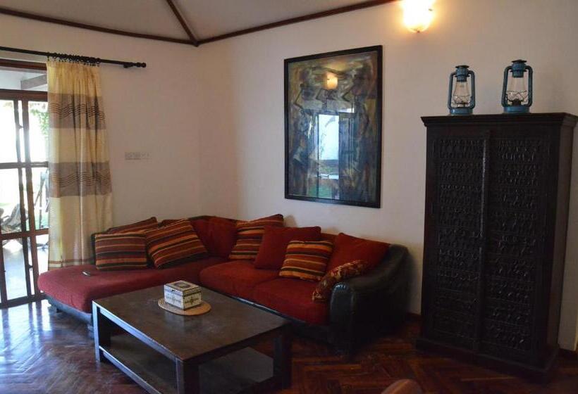 호스텔 Barazani Garden Villa