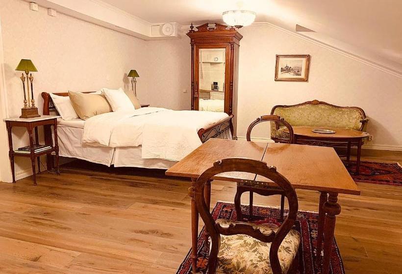 Bed and Breakfast Herrgardshotellet I Laxå