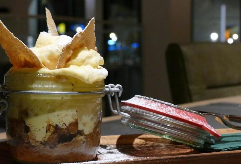 ホテル Alpchalet Bellevue