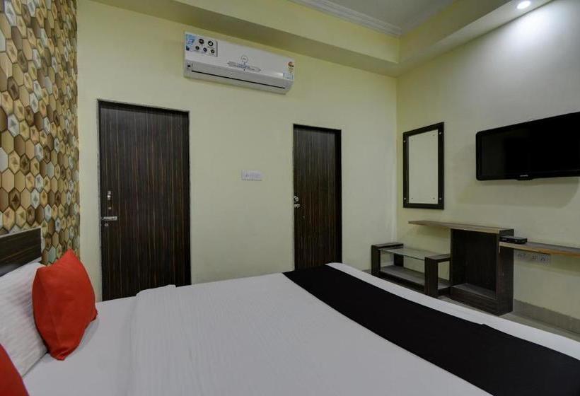 فندق Capital O 64337 Madhuvan Pool And Resort