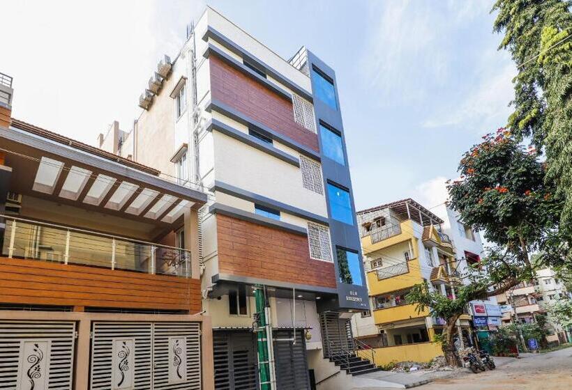 בית מלון כפרי Capital O Sln Residency