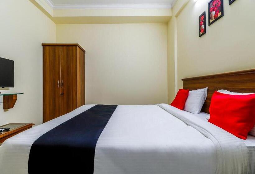 בית מלון כפרי Capital O Sln Residency