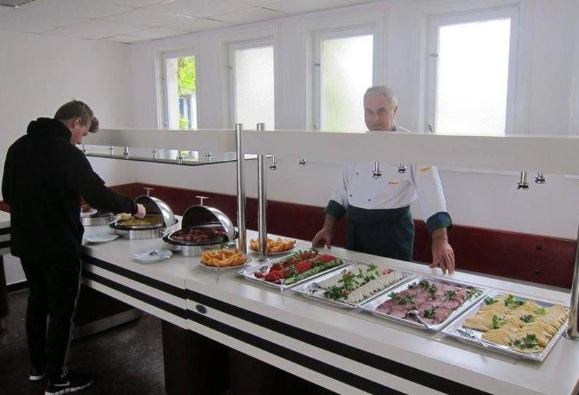 호텔 Creativity House Of Bas Varna Free Parking