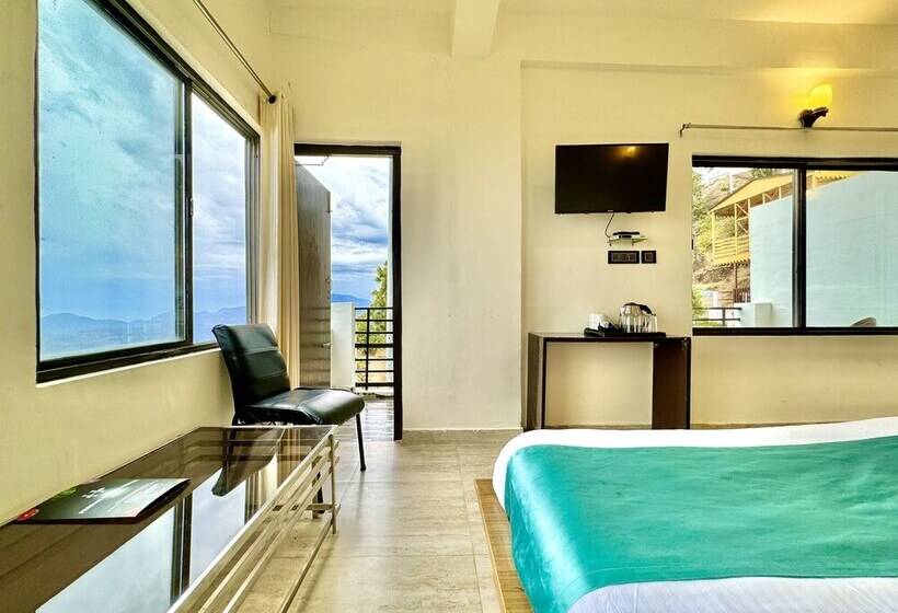 בית מלון כפרי Periyar Herbal Resort