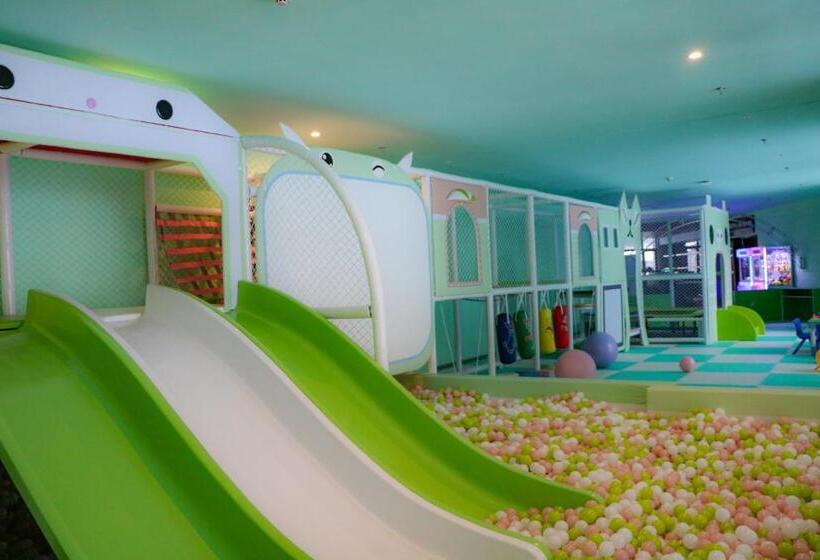 호텔 Holiday Inn Jilin Beidahu, An Ihg