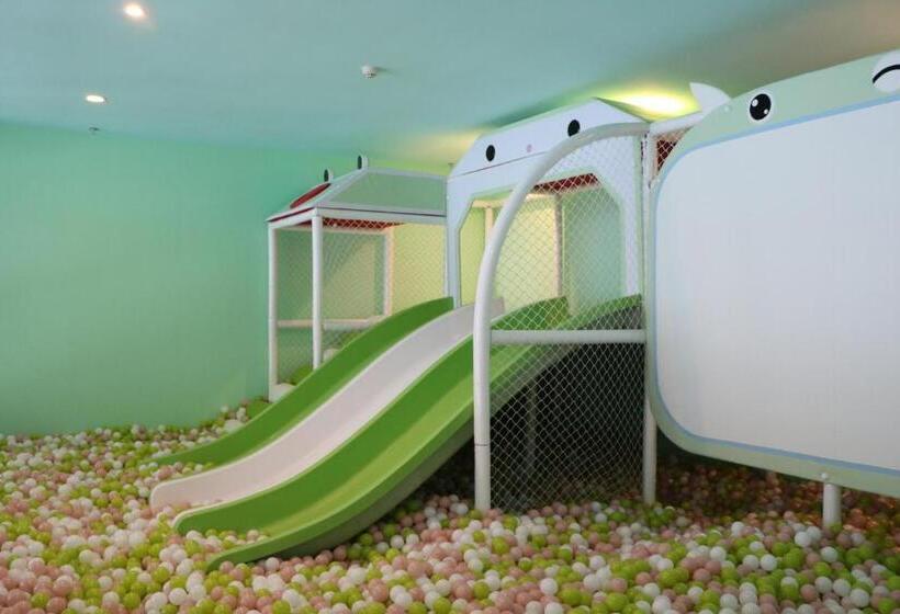 호텔 Holiday Inn Jilin Beidahu, An Ihg