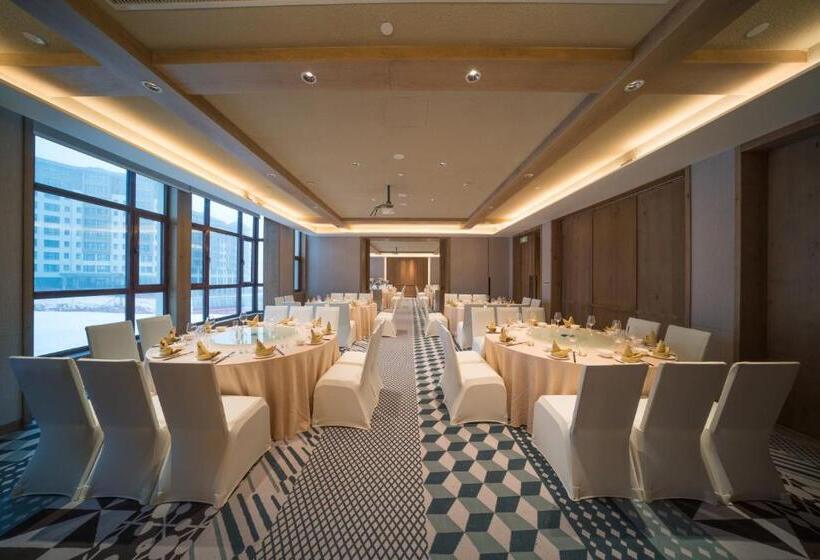 호텔 Holiday Inn Jilin Beidahu, An Ihg