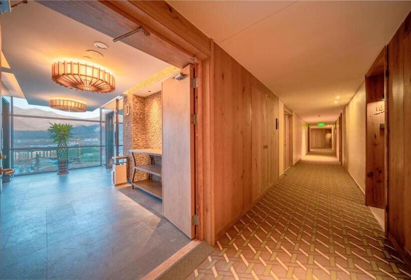 호텔 Holiday Inn Jilin Beidahu, An Ihg