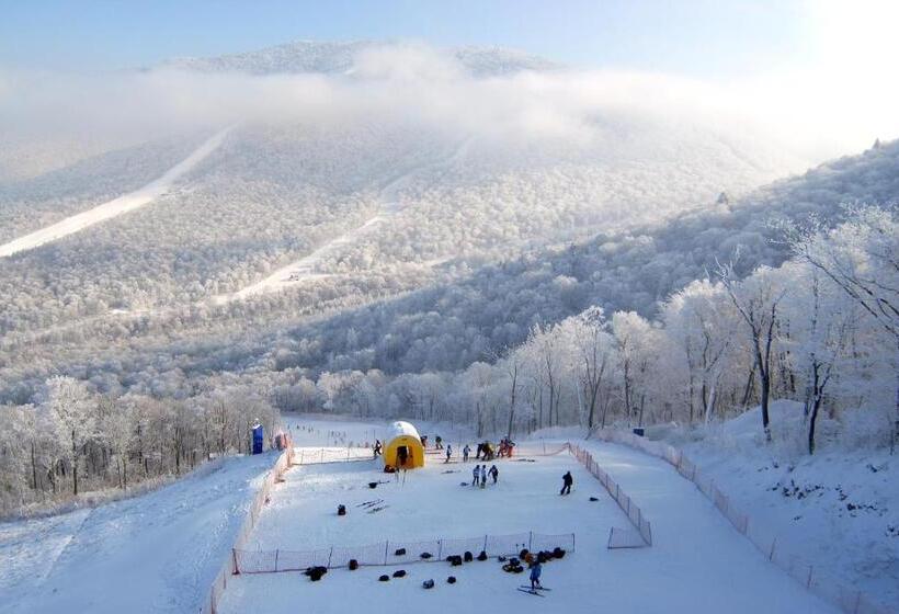 호텔 Holiday Inn Jilin Beidahu, An Ihg