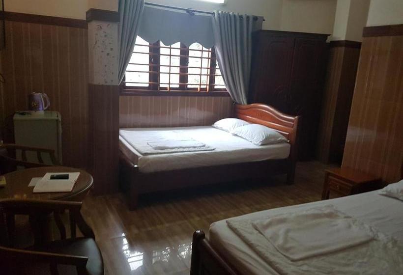 هتل Vi Thao Van 2