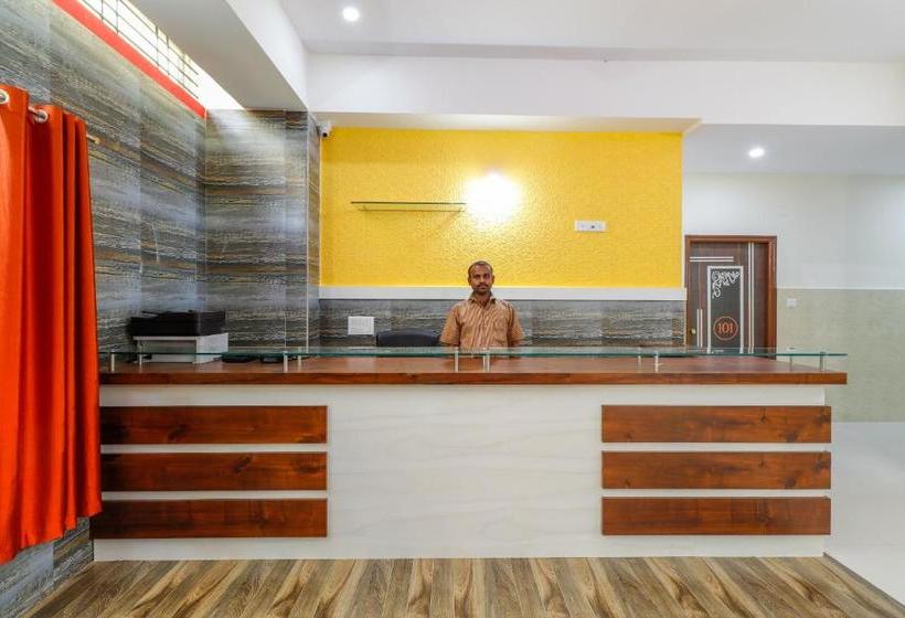 فندق Oyo 62672 Rg Grand Highway