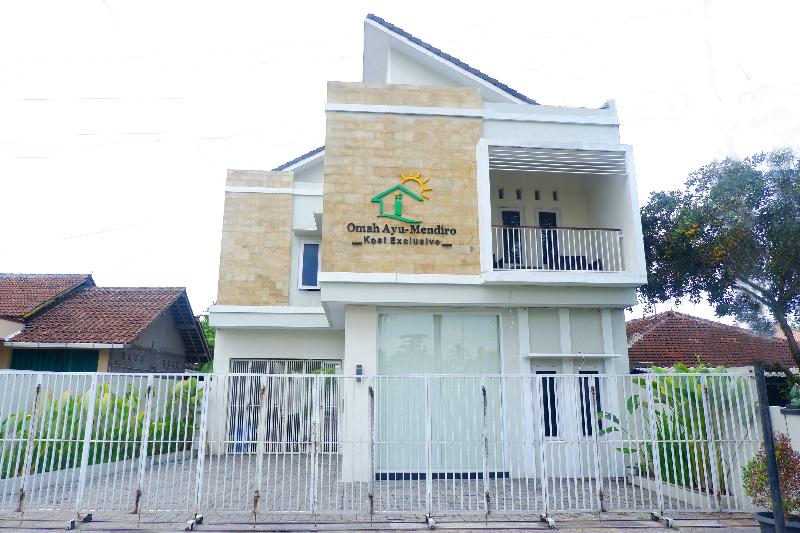 호텔 Oyo Life 2125 Omah Ayu Mendiro Syariah