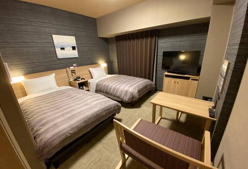 호텔 Route Inn Sakurai Ekimae