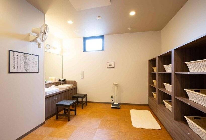 호텔 Route Inn Sakurai Ekimae