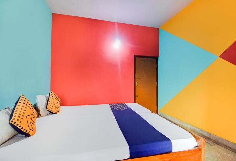 هتل Spot On 63334 Asha  & Restaurant