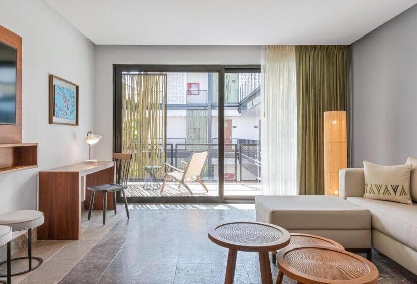 هتل Wayam Mundo Imperial