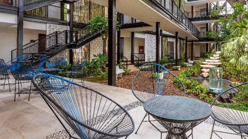 هتل Wayam Mundo Imperial