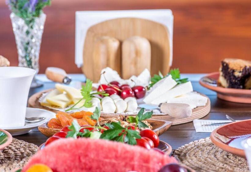 בית מלון כפרי Zeydem Suites