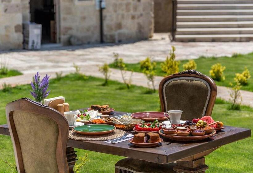 בית מלון כפרי Zeydem Suites