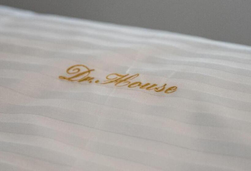 Мотель Dr House