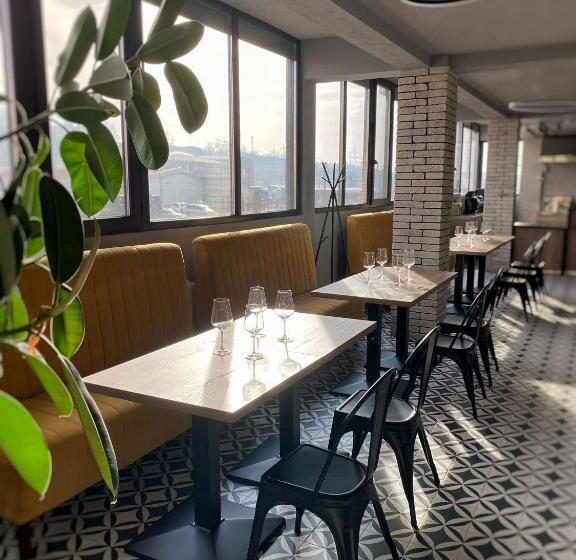 Мотель Dr House