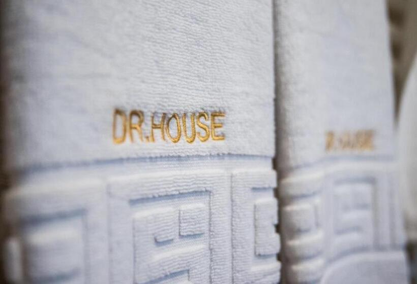 Мотель Dr House