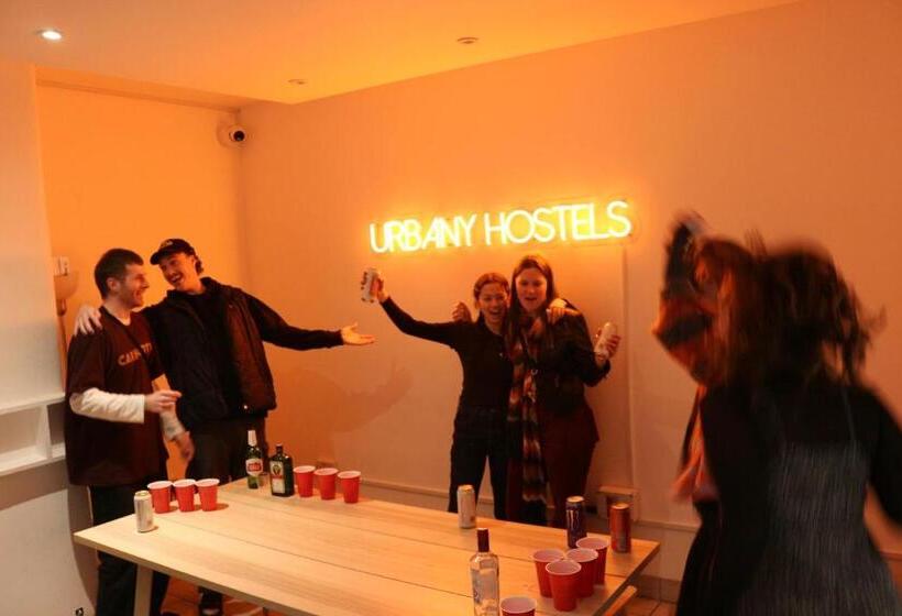 Urbany Hostel London 18 40 Years Old