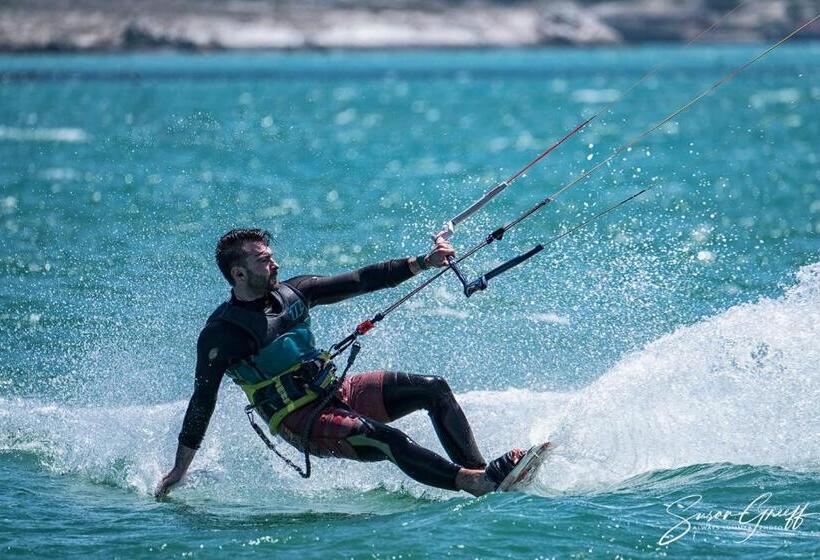 مبيت وإفطار Always Summer Guesthouse