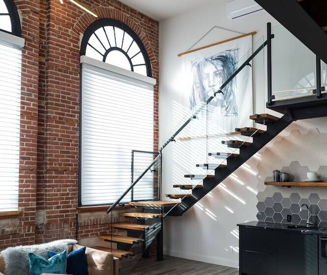 فندق 48 King West