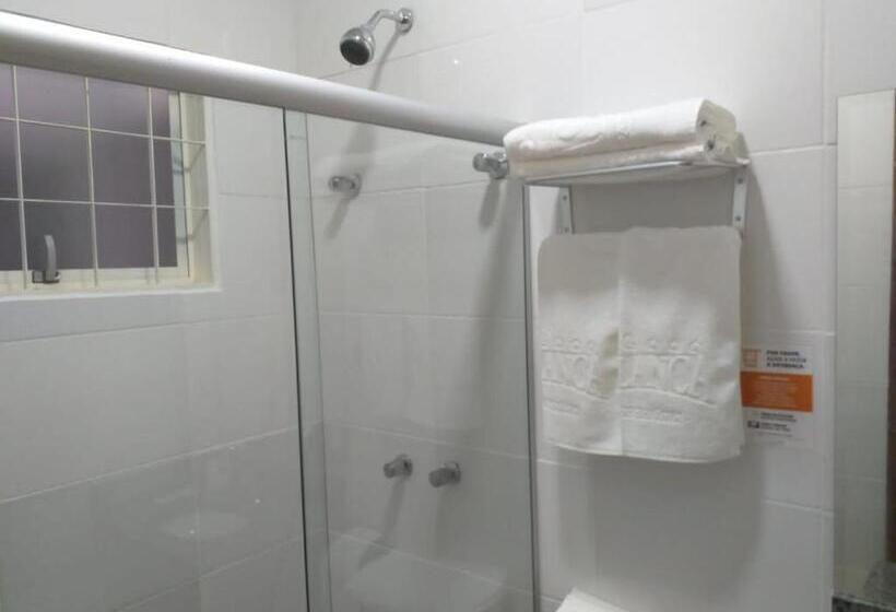 בית מלון כפרי Casablanca