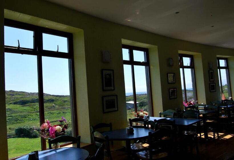 בית מלון כפרי Dolphin