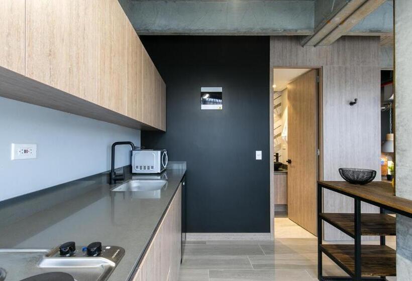 هتل Factory Lofts