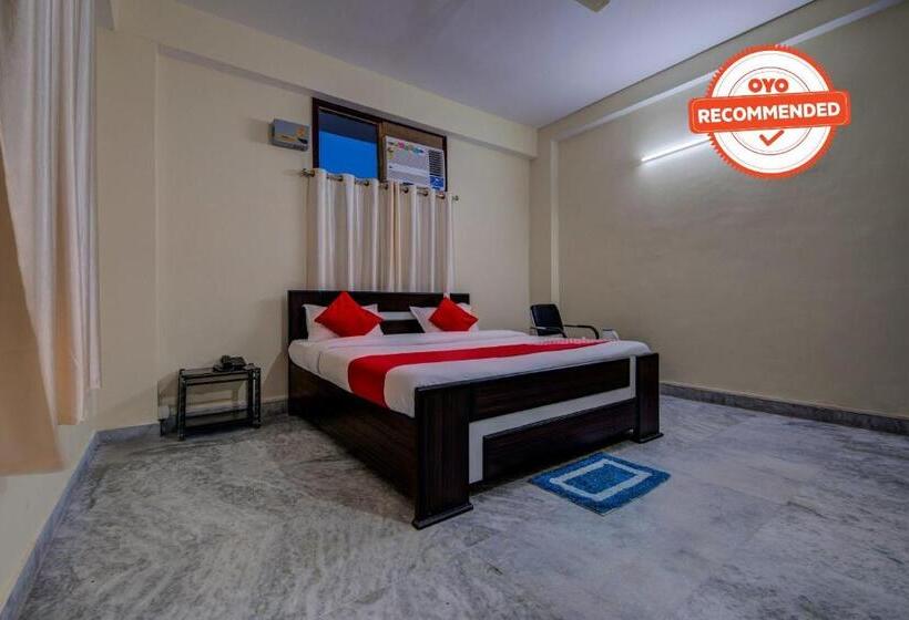 Super Hotel O Rajbanshi Nagar