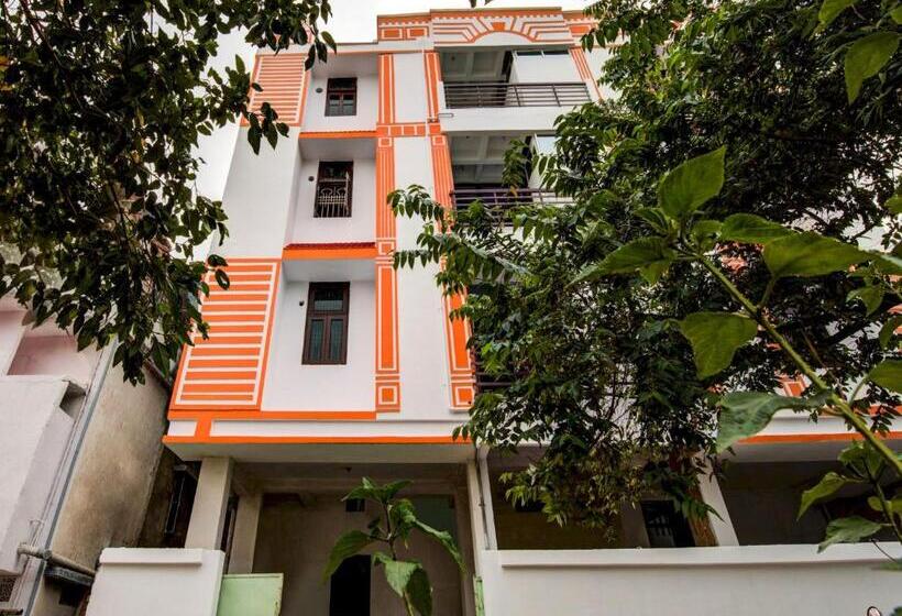 Super Hotel O Rajbanshi Nagar