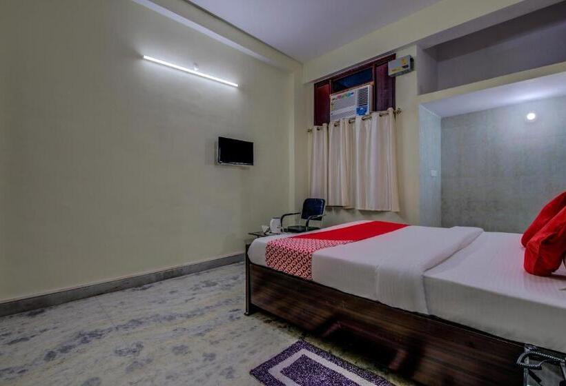 Super Hotel O Rajbanshi Nagar