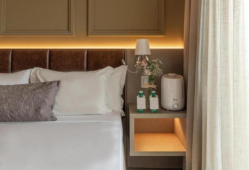 Отель Hplus Premium Palmas