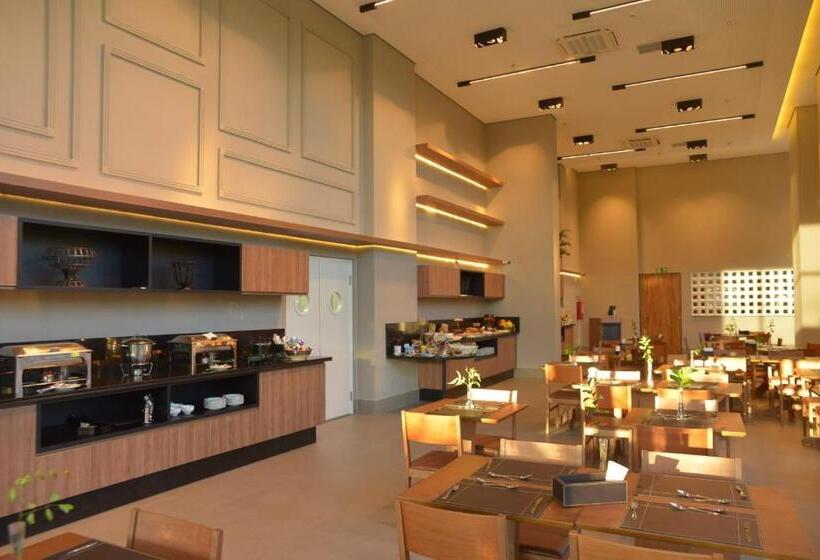 Отель Hplus Premium Palmas